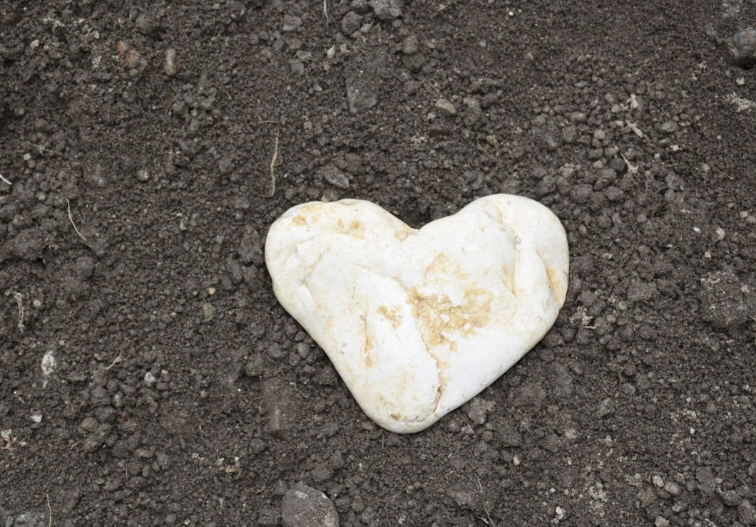 Pietra a forma di cuore