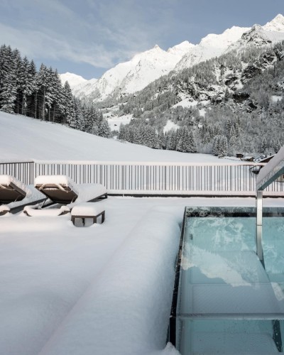 Adults-Only Bereich mit beheiztem Pool auf dem Dach des Hotels