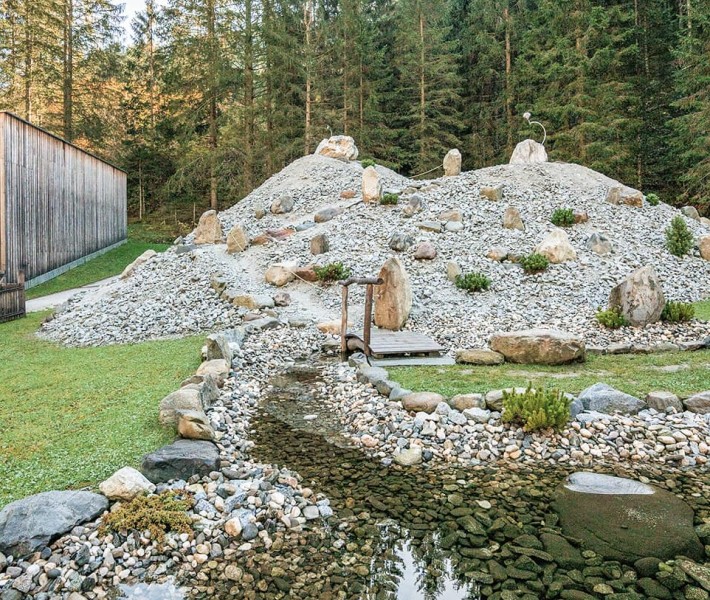 Piccola collina fatta di ghiaia
